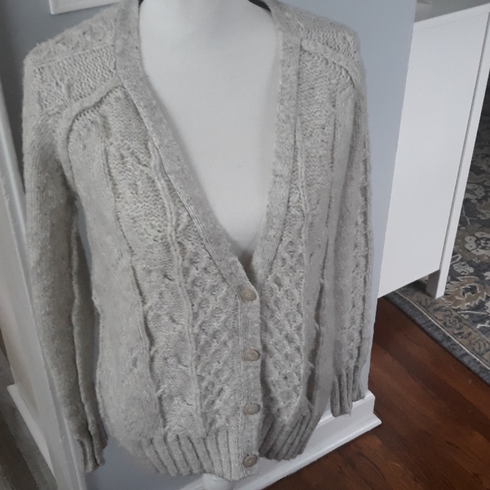 LINE sweater